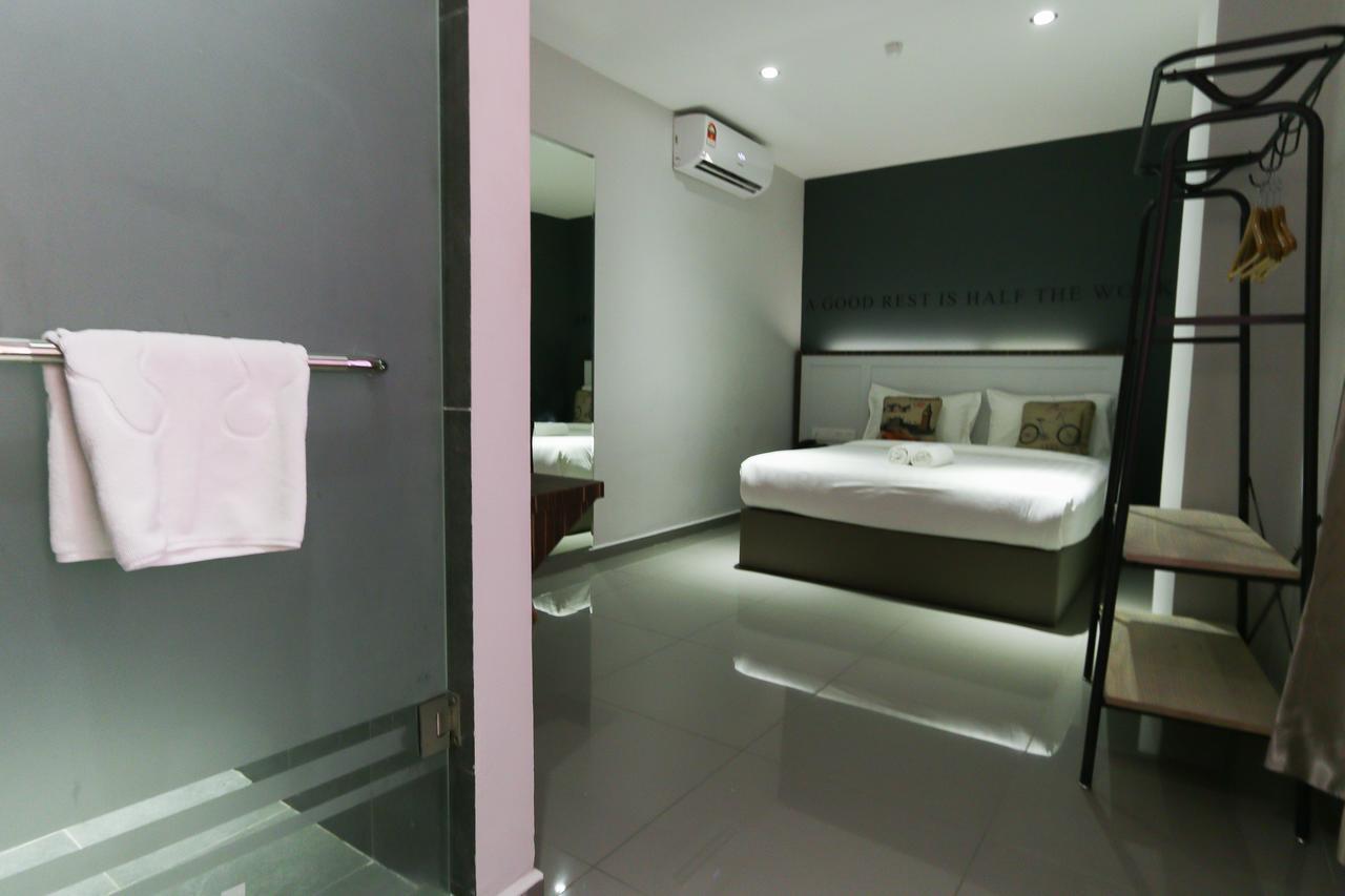Hotel 99 Kota Kemuning Shah Alam Ngoại thất bức ảnh