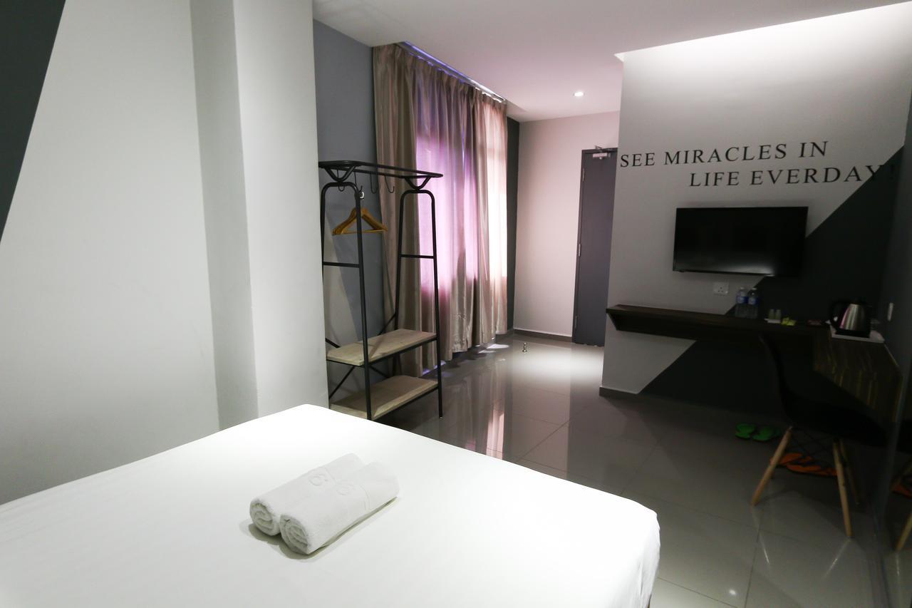 Hotel 99 Kota Kemuning Shah Alam Ngoại thất bức ảnh