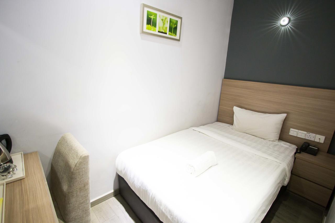 Hotel 99 Kota Kemuning Shah Alam Ngoại thất bức ảnh